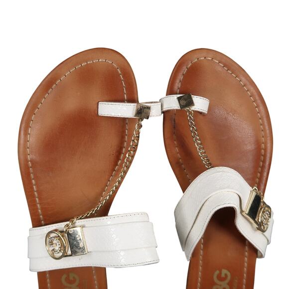 Guess Shoes Womens 7.5 Sandals Toe Ring Slides Logo Chain White Slip On Flats - Picture 6 of 10